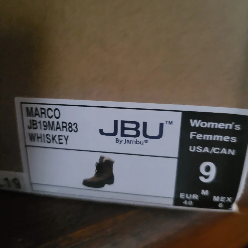 Brand new JBU by Hamburger, size 9 woman - Picture 4 of 4